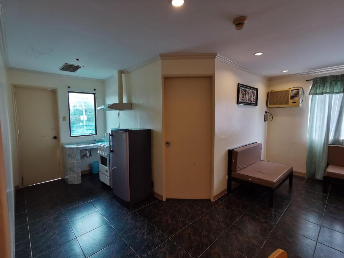 Metro Park Hotel - Cebu City Екстериор снимка
