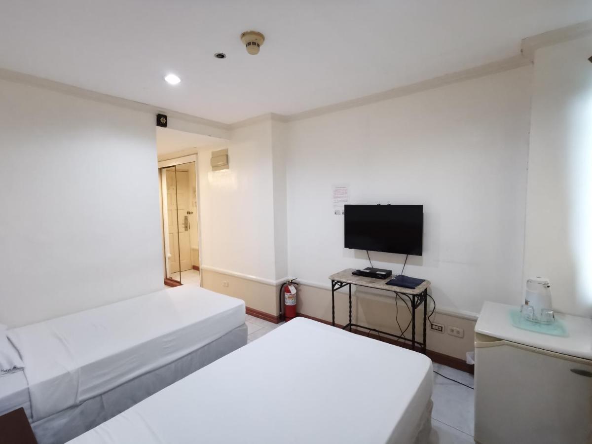 Metro Park Hotel - Cebu City Екстериор снимка