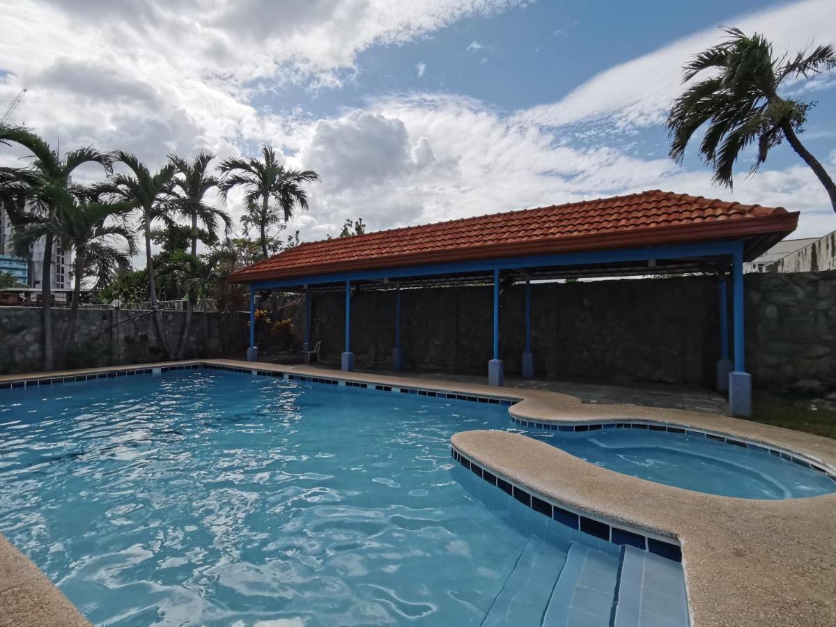 Metro Park Hotel - Cebu City Екстериор снимка