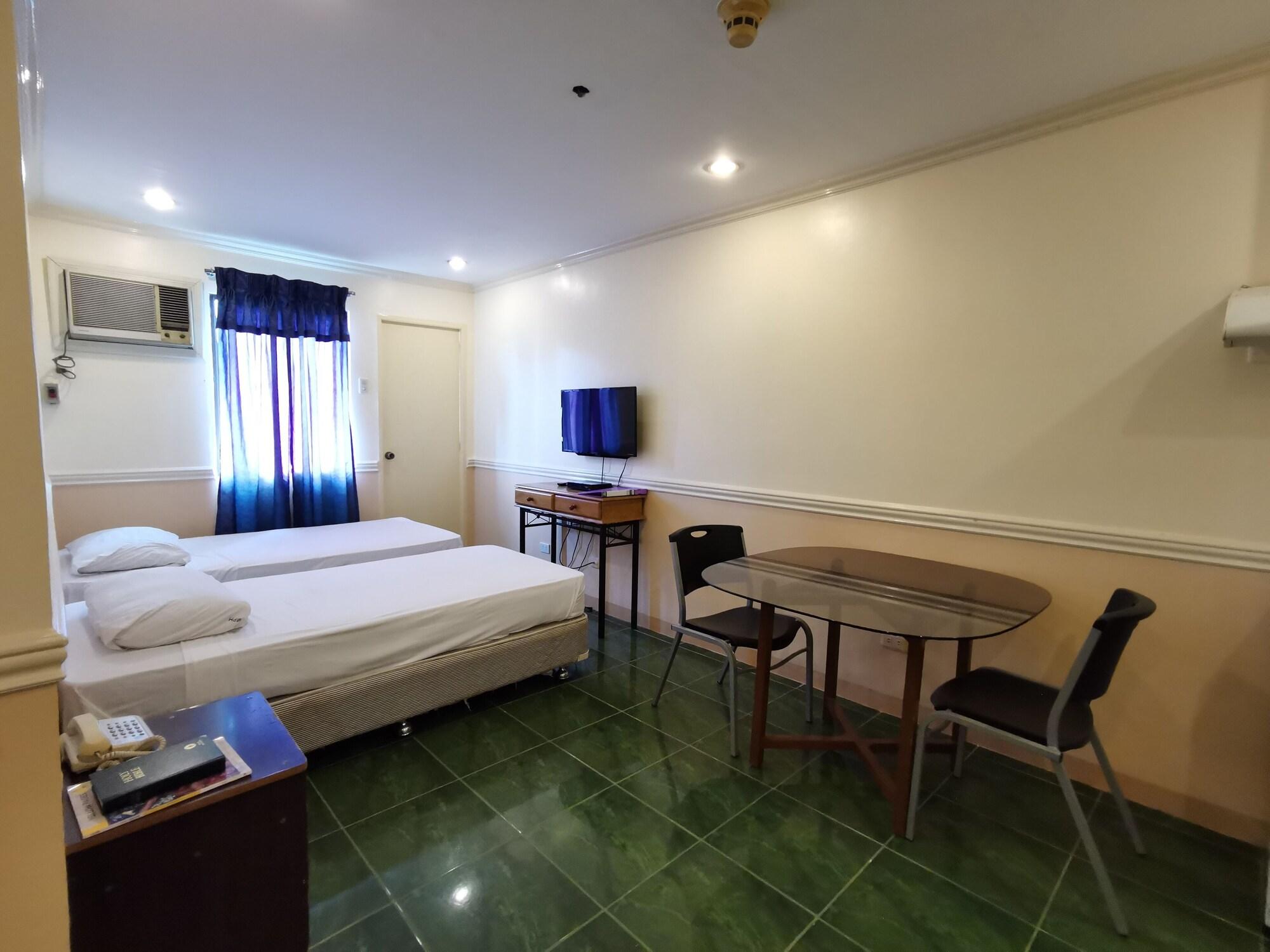Metro Park Hotel - Cebu City Екстериор снимка