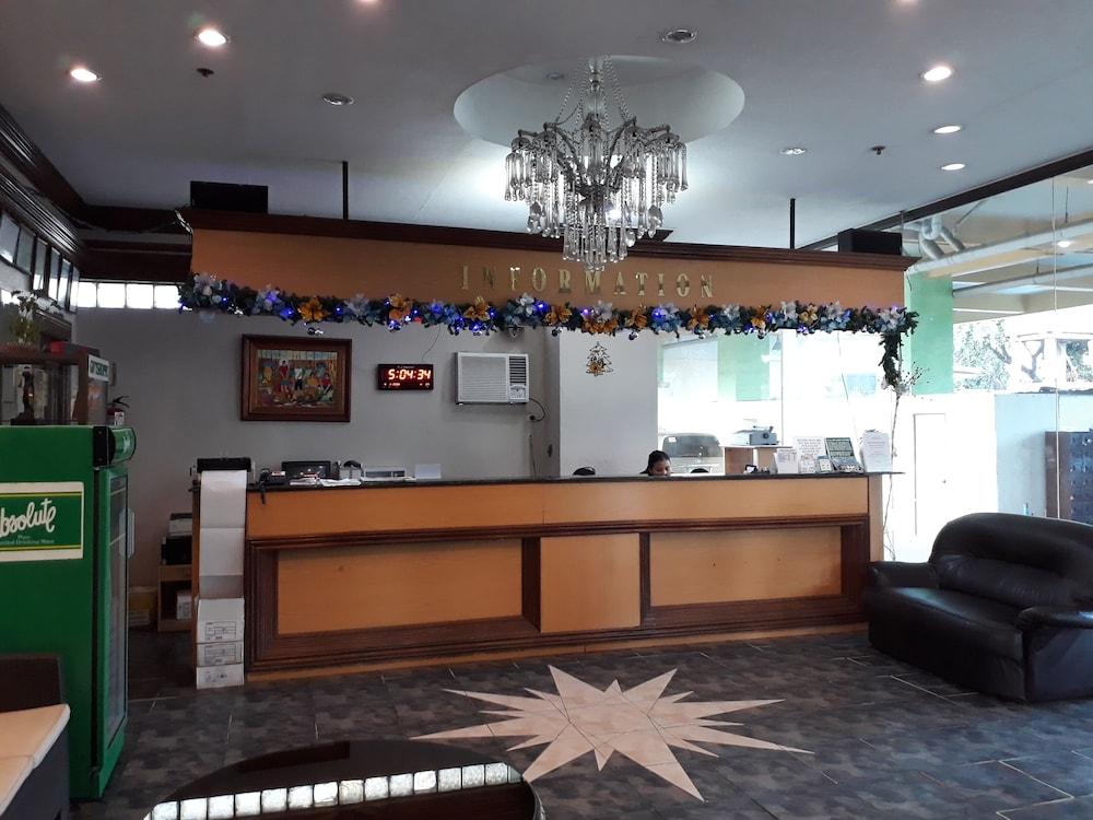 Metro Park Hotel - Cebu City Екстериор снимка