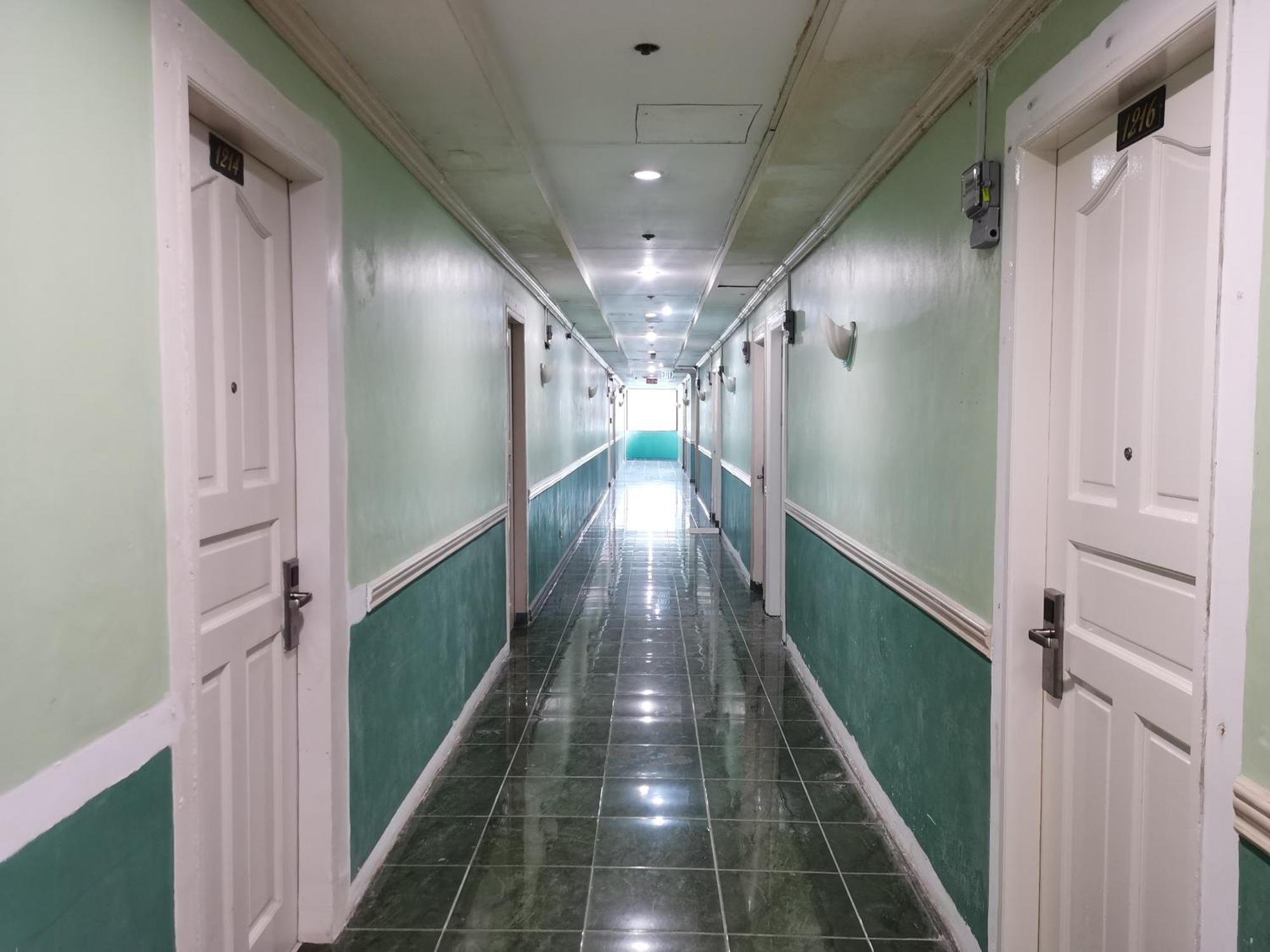 Metro Park Hotel - Cebu City Екстериор снимка