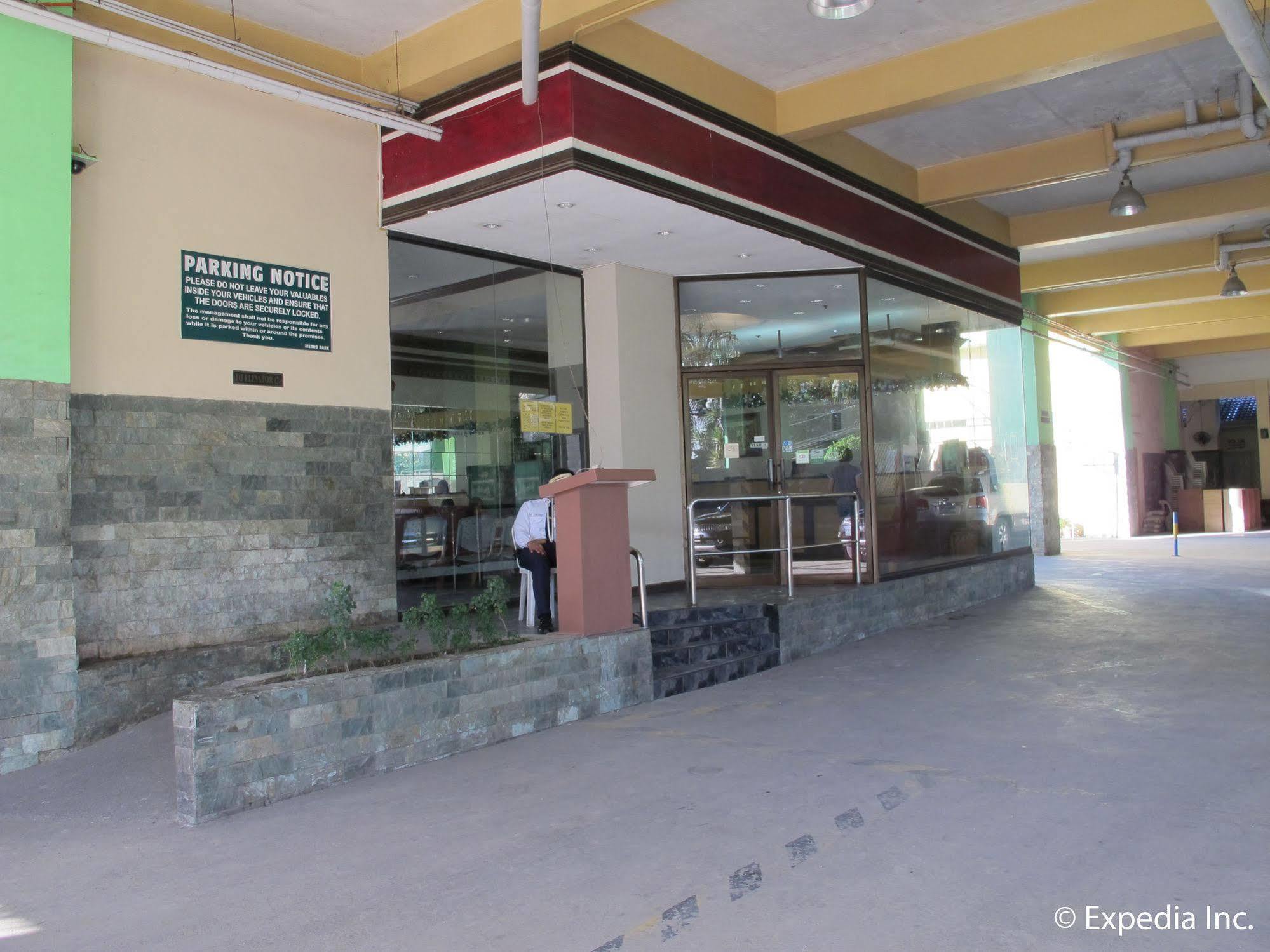 Metro Park Hotel - Cebu City Екстериор снимка